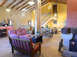 Can Marisch La Casa Pairal，位于Ventalló的酒店