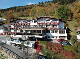 Hotel Garni Tirol，位于拉迪斯的酒店