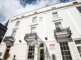OYO the Regency, Clifton Bristol，位于布里斯托克利夫顿的酒店