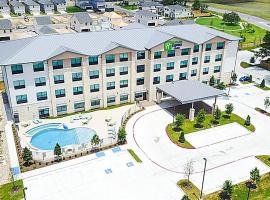 Holiday Inn Express Dripping Springs，位于德里平斯普林斯的酒店