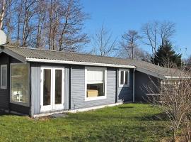 4 person holiday home in Stege-By Traum，位于Pollerup Kullegård的酒店