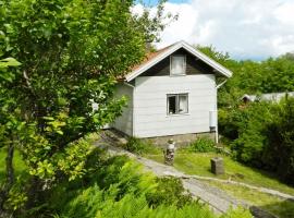 6 person holiday home in Brastad，位于布拉斯泰德的酒店