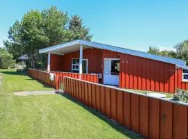 6 person holiday home in Bindslev-By Traum