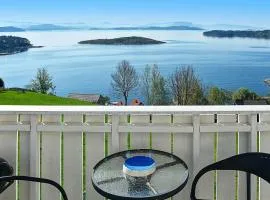 6 person holiday home in Onarheim