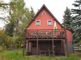 Holiday home in Erzgebirge Mountains with terrace，位于Mezihoří的滑雪度假村