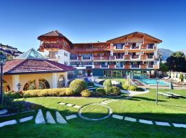 Mirabell Dolomites Hotel Luxury Ayurveda & Spa，位于瓦尔道拉的Spa酒店
