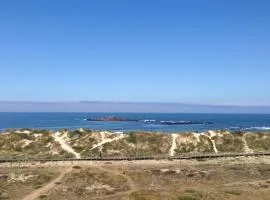 Beachfront Apartment with Swimming Pool