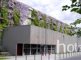 B&B HOTEL Lille Centre Grand Palais，位于里尔的酒店