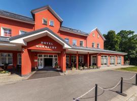 Hotelhukvaldy，位于Hukvaldy的酒店
