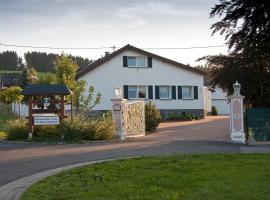 Haus Kottenborn am Nürburgring，位于Kottenborn的家庭/亲子酒店