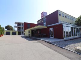 克莱弗昂本纳彻特iQ酒店，位于兰格瑙的酒店