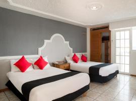 Hotel y Spa Posada Mirador，位于瓜达拉哈拉的带按摩浴缸的酒店