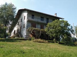 La Casa nel Verde，位于Alice Superiore的低价酒店