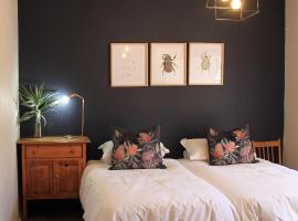 Olive tree private rooms in Stellenbosch- No Load Shedding，位于斯泰伦博斯的公寓