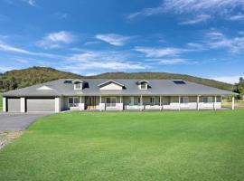 ON Keppies - BnB - Family Farm & Wedding Guest Accommodation Paterson NSW，位于Paterson的豪华酒店