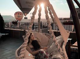 米拉特窑洞酒店，位于格雷梅的酒店