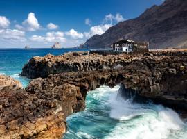 Hotel Puntagrande，位于弗龙特拉的酒店