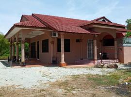 Homestay Zahra Sri Bayu，位于Kampong Dalam Ru的酒店
