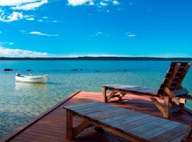 尤玛勒尔海岸努萨湖度假酒店，位于努萨维尔的度假村