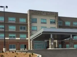 Holiday Inn Express & Suites Danville, an IHG Hotel