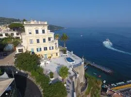 Villa La Terrazza Suites