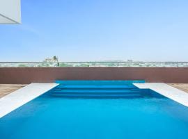 Veracruz Suites Hotel，位于韦拉克鲁斯埃里博托·哈拉将军机场 - VER附近的酒店