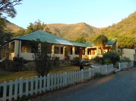 Fountain Baths Guest Cottages，位于巴伯顿的酒店
