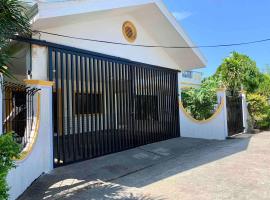 Exclusive Beachfront House at San Juan La Union，位于圣胡安的乡村别墅
