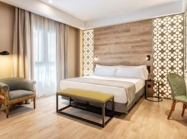 加泰罗尼亚圣胡斯塔酒店，位于塞维利亚的酒店