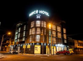 Mercé Hotel，位于塔克纳的酒店