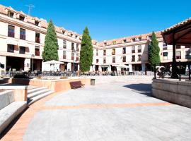 Apartamento Plaza España Las Rozas Mabelan，位于拉斯·罗萨斯·德·马德里的酒店