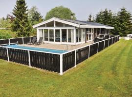 Beautiful Home In Middelfart With Sauna，位于米泽尔法特的酒店