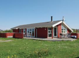 Stunning Home In Hjørring With Sauna，位于伦斯楚普的酒店