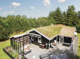 Holiday Home Blokhus With Sauna 156，位于布洛克胡斯的酒店