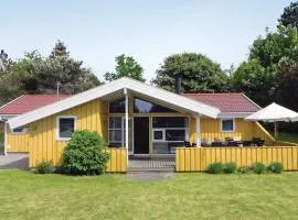 Cozy Home In Grsted With Kitchen