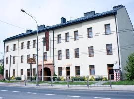 Hotel Bida z Nędzą，位于马佐夫舍地区奥扎鲁夫的酒店