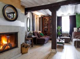 Hotel Boutique Valle De Oca，位于Villanasur-Río de Oca的酒店