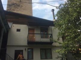 Guesthouse Dror，位于梅斯蒂亚的酒店
