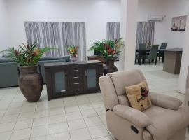 Puataukanave International Hotel，位于内阿福的酒店