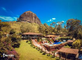 Hotel Mansión Guatapé，位于瓜塔佩的酒店