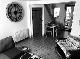 Fisher Holiday Cottage Ayrshire，位于格文的酒店