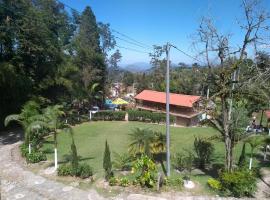Centro Vacacional y Recreativo La Ermita - SASAIMA，位于萨赛马的酒店