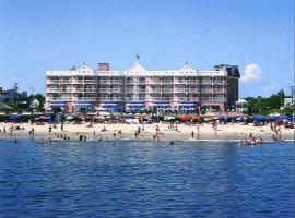 Boardwalk Plaza Hotel，位于柏斯海滩瑞和柏斯海滩道附近的酒店