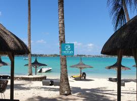 Ocean Villas Hotel，位于格兰贝伊的酒店