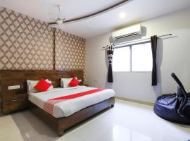 OYO 63476 Hotel Periwinkle，位于Vengni的酒店