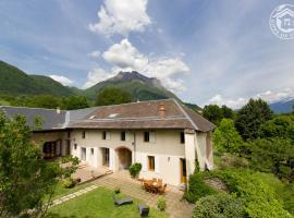 GÎTE DU PORCHE，位于Saint-Jean-de-la-Porte的酒店