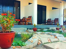 Barrel Homestay Areguling，位于龙目岛库塔的酒店