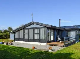 Stunning Home In Hadsund With House Sea View