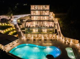 Katouna Suites Luxury Boutique Hotel Adults Only，位于利吉亚的带泳池的酒店