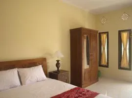 D'SARI UNDISAN Houses